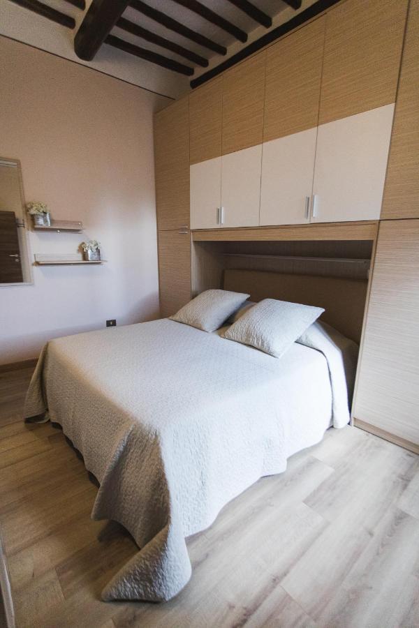 Ad Un Passo Dal Duomo Apartman Orvieto Kültér fotó