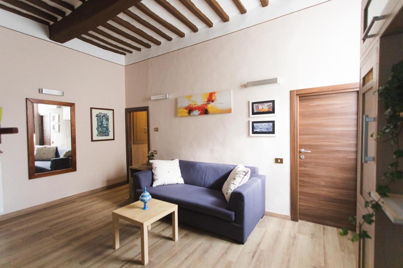Ad Un Passo Dal Duomo Apartman Orvieto Kültér fotó
