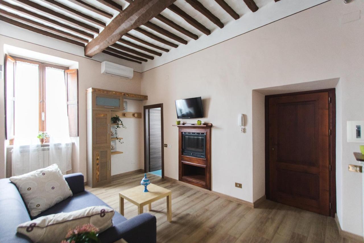 Ad Un Passo Dal Duomo Apartman Orvieto Kültér fotó