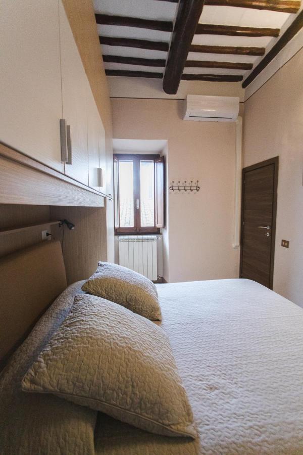 Ad Un Passo Dal Duomo Apartman Orvieto Kültér fotó